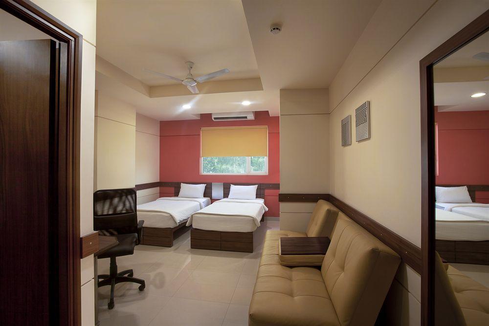 Hotel Ginger Ahmedabad Vastrapur Exterior foto